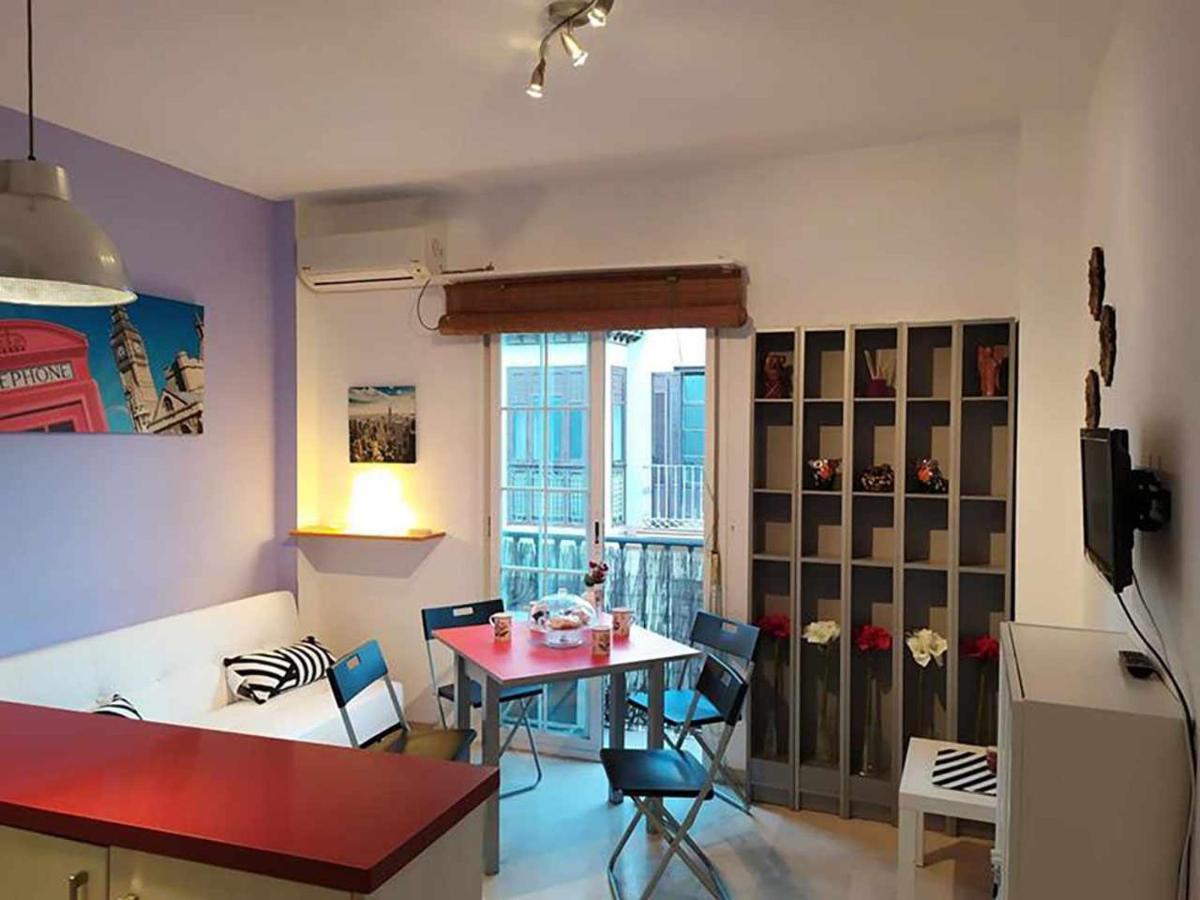 Charming Malaga Stay Walk To Top Sights Bagian luar foto